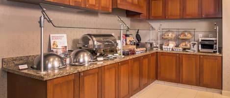 Desayuno buffet incluido todos los días