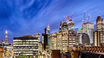 ๋๋ธ๋ฃธ, ๋๋ธ์นจ๋ 1๊ฐ (SweetRoom) | ์ฑ
์, ์๋ง ์ปคํผ, ๋ฐฉ์ ์ค๋น, ๋ค๋ฆฌ๋ฏธ/๋ค๋ฆฌ๋ฏธํ