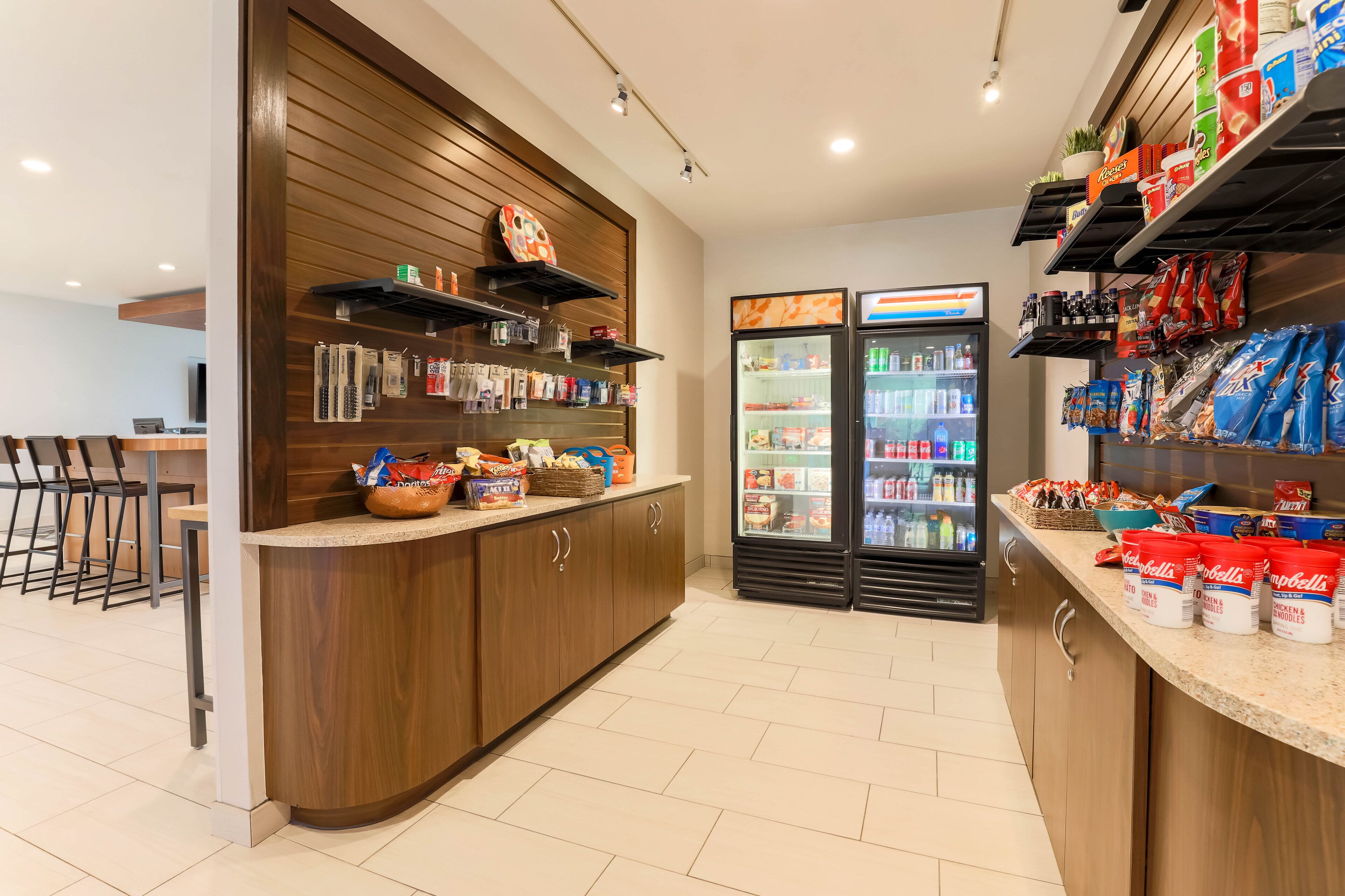 Photo - Holiday Inn Express & Suites Fort Worth Downtown by IHG