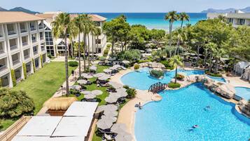 Innenpool, Außenpool