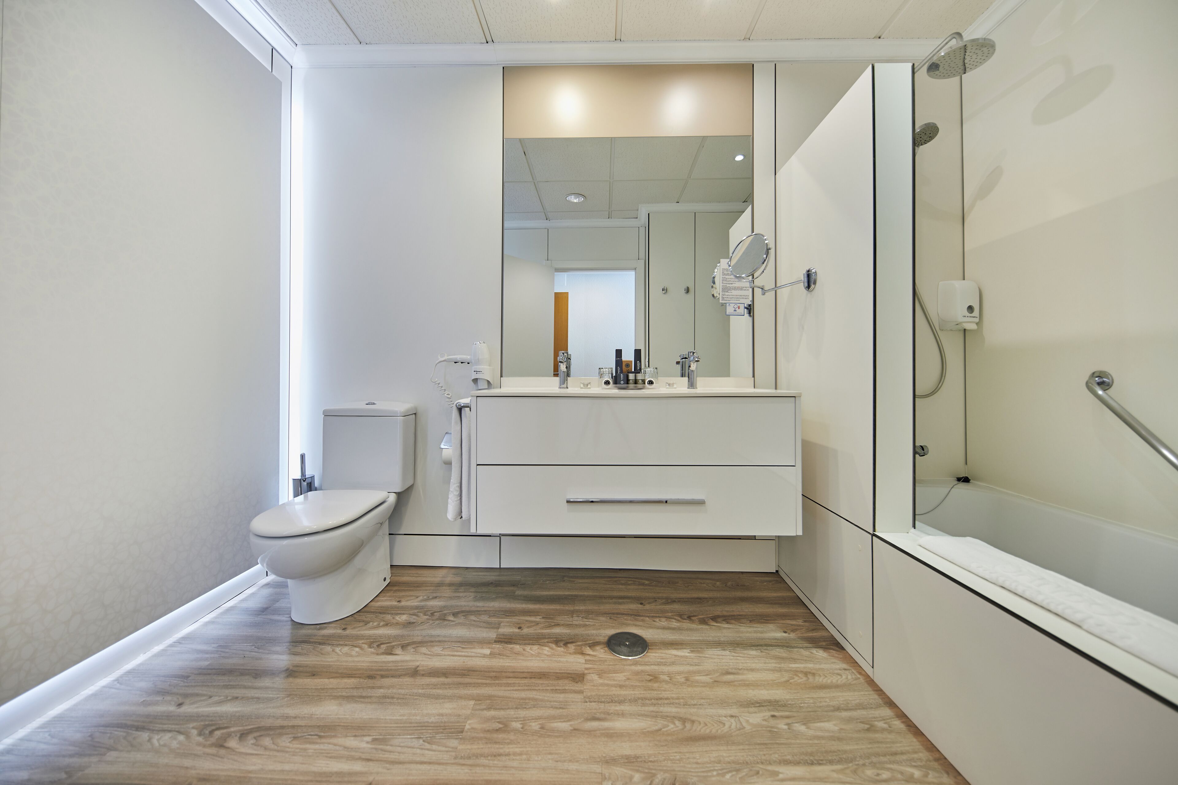 elite single room, sea view | bathroom | hair dryer, bidet, towels, soap