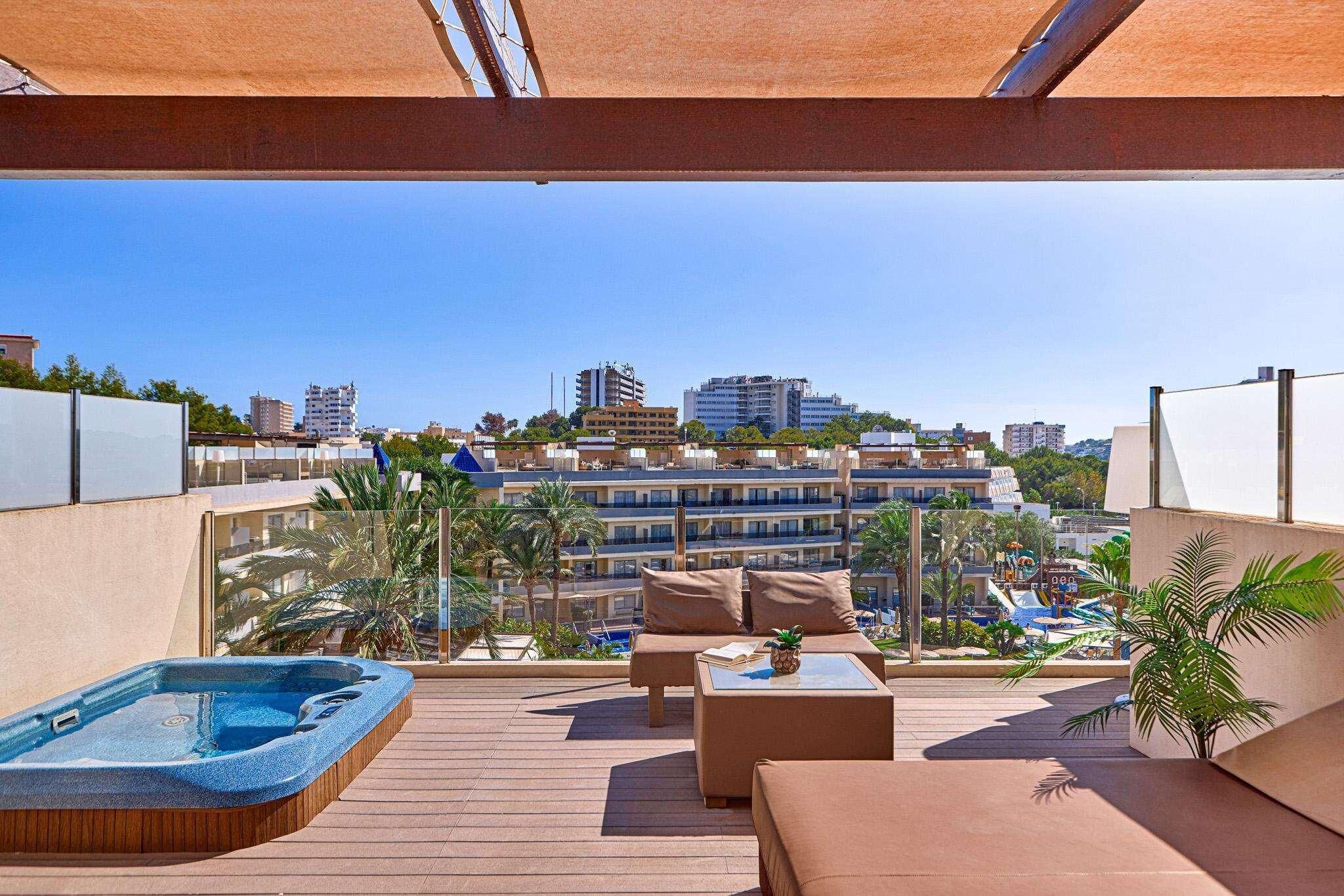 Foto - Zafiro Palmanova