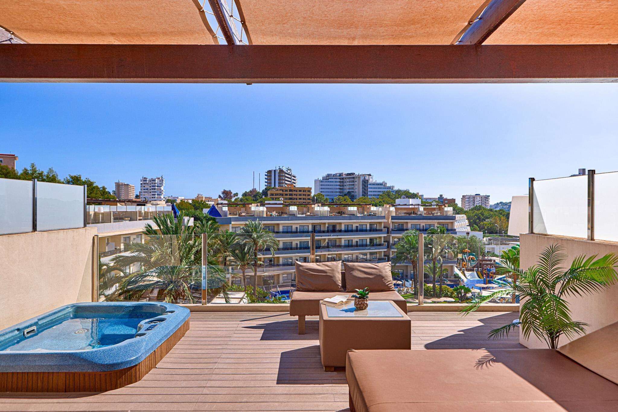 Foto - Zafiro Palmanova