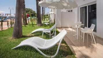 Premium tweepersoonskamer, uitzicht op tuin (2 adults) | Terras