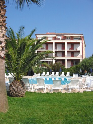 季節限定屋外プール