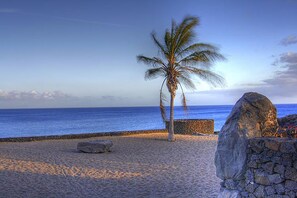 On the beach, white sand, scuba diving - Galeon Playa (Teguise)