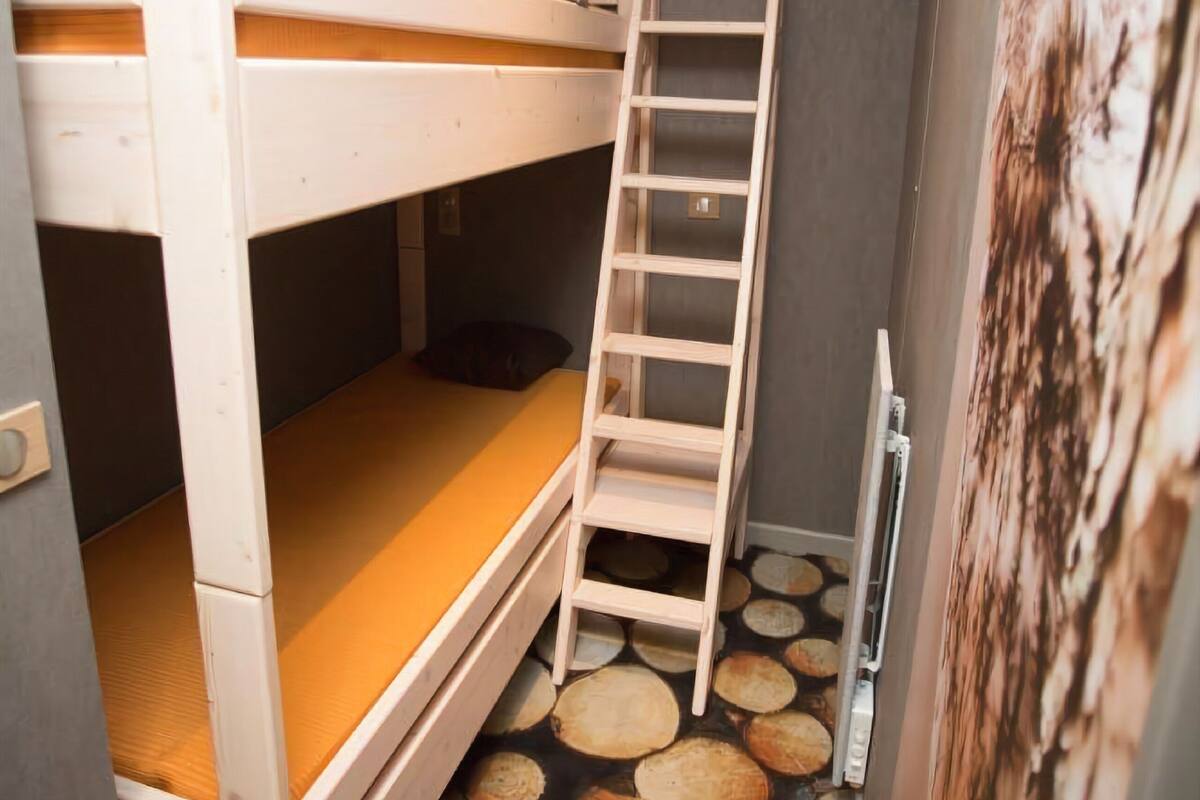 Family Room (4 people / 4 personnes)