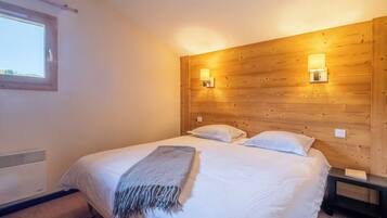 Standard-Apartment, 2 Schlafzimmer, Bergblick | Zimmersafe, Bügeleisen/Bügelbrett, Babybetten, kostenloses WLAN