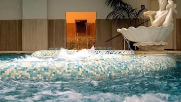 Sauna, bain à remous, sources chaudes/minérales, hammam, soins corporels