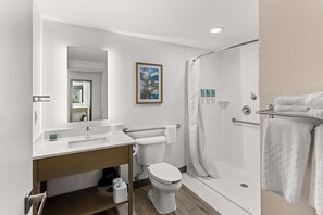 Camera Standard, 2 letti matrimoniali, accessibile ai disabili, non fumatori | Bagno | Combinazione doccia/vasca, set di cortesia gratuito, asciugacapelli