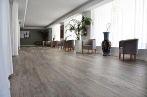 Interior - Apartamentos Vibra Tivoli (Ibiza Town)