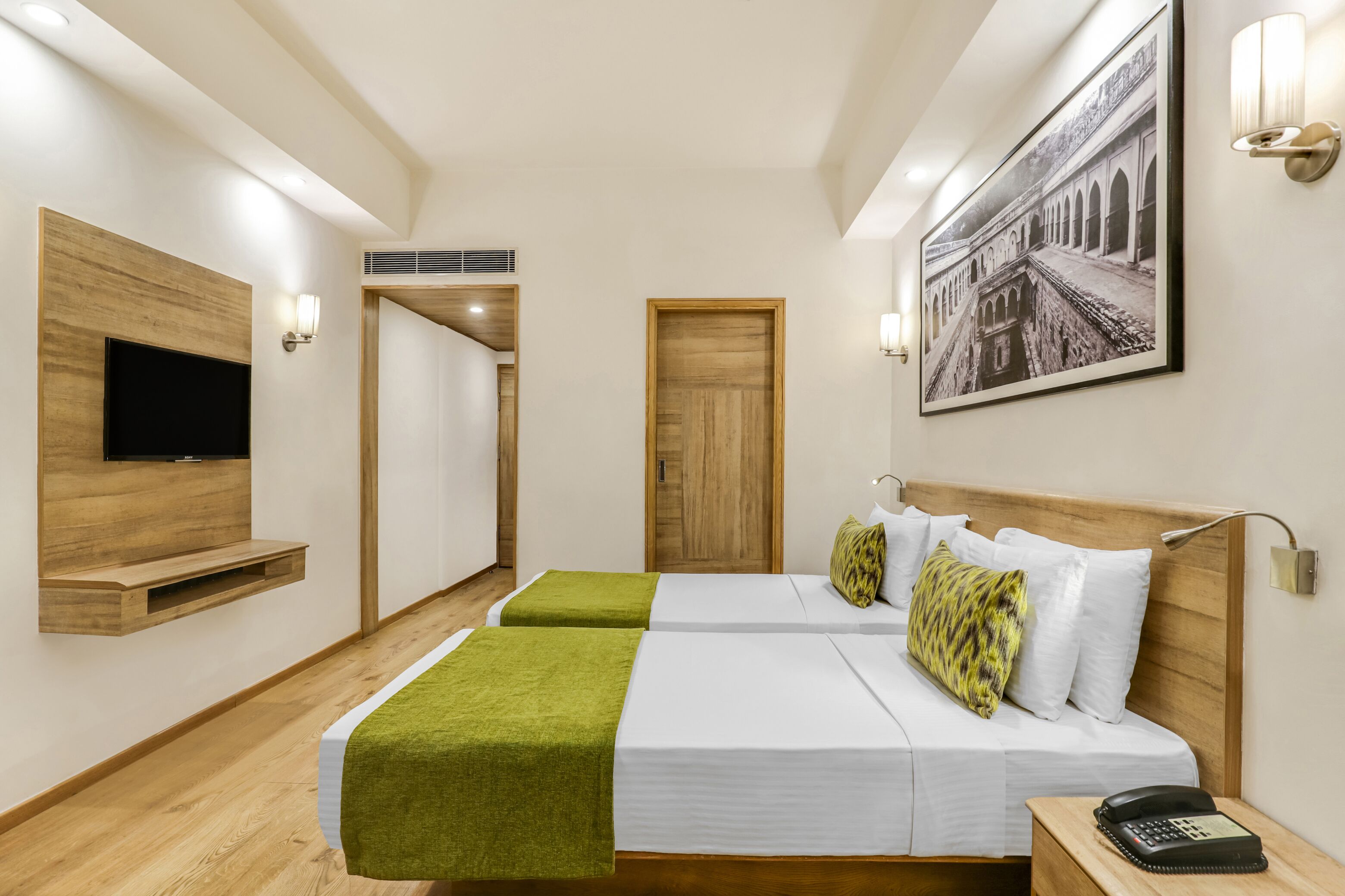 executive queen/ king/ twin room | 1 bedroom, minibar, in-room safe, desk