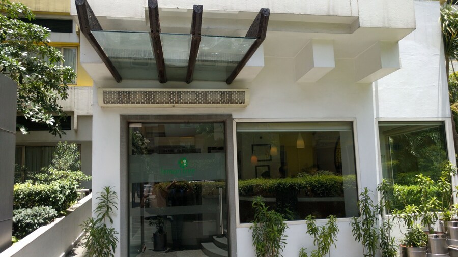 Lemon Tree Hotel, Udyog Vihar, Gurugram