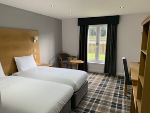 1 多间卧室、埃及棉床单、Select Comfort 床、熨斗/熨板