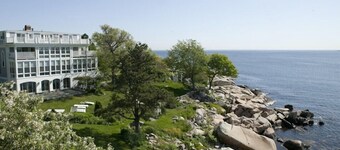 The Yankee Clipper Inn