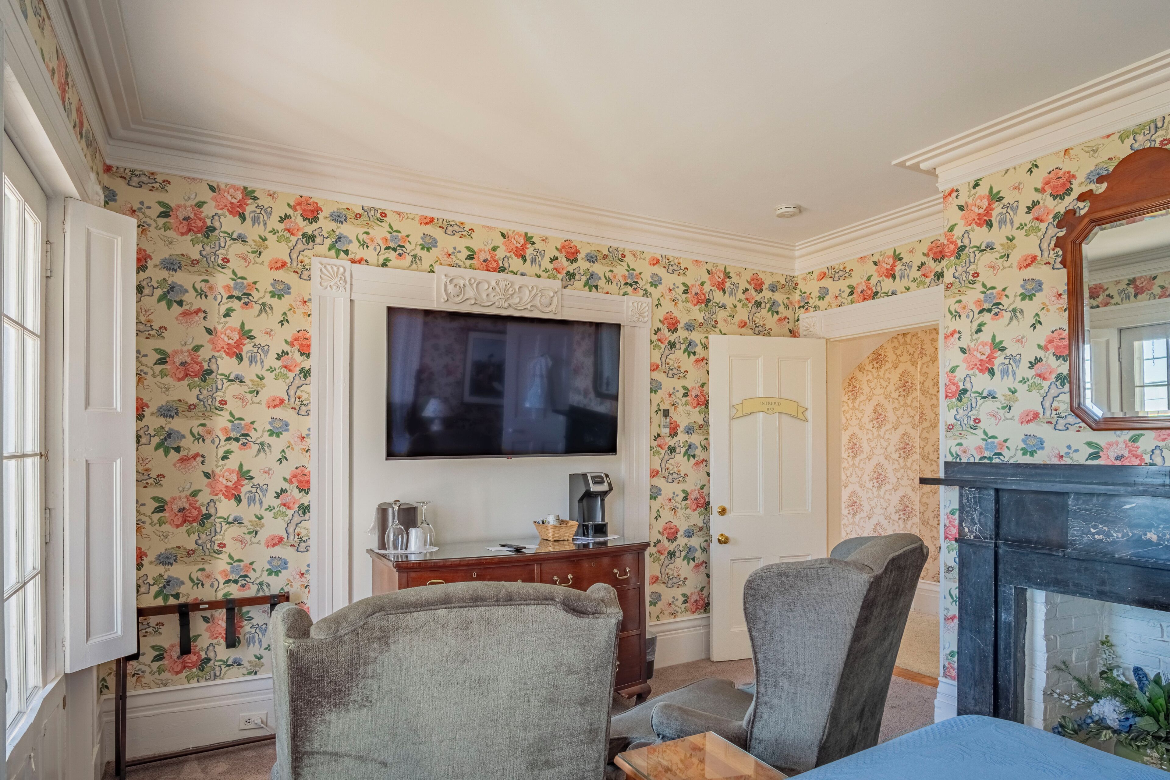 standard room, garden view (main inn or bulfinch house) | individually decorated, individually furnished, iron/ironing board