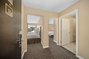 Courtyard Patio Suite | Vista desde la habitación