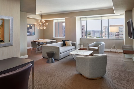 ์ด์งํธ์ฐ ๋ฉด ์ํธ, ๊ณ ๊ธ ์นจ๊ตฌ, ์ค๋ฆฌ/๊ฑฐ์ํธ ์ด๋ถ, ํ๋ก์ฐํ ์นจ๋