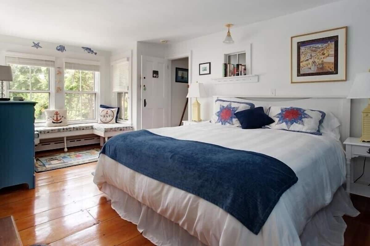 Comfort Room, 1 Bedroom, Non Smoking (Mermaid) | WiFi (free), individually decorated, individually furnished