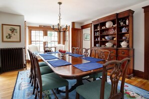 Breakfast served - Bursley Manor (West Barnstable)