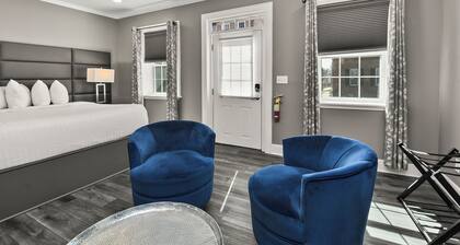 Captain Wohlt Inn Bed & Breakfast