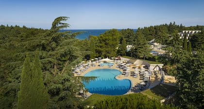 Valamar Diamant Residence