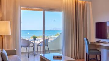 1 bedroom, premium bedding, memory-foam beds, in-room safe