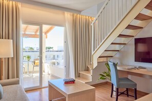 1 Schlafzimmer, hochwertige Bettwaren, Betten mit Memory-Foam-Matratzen