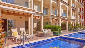 1 slaapkamer, luxe beddengoed, bedden met traagschuimmatras