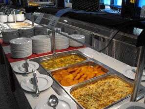 Breakfast, lunch and dinner served - Neptuno (Roquetas de Mar)