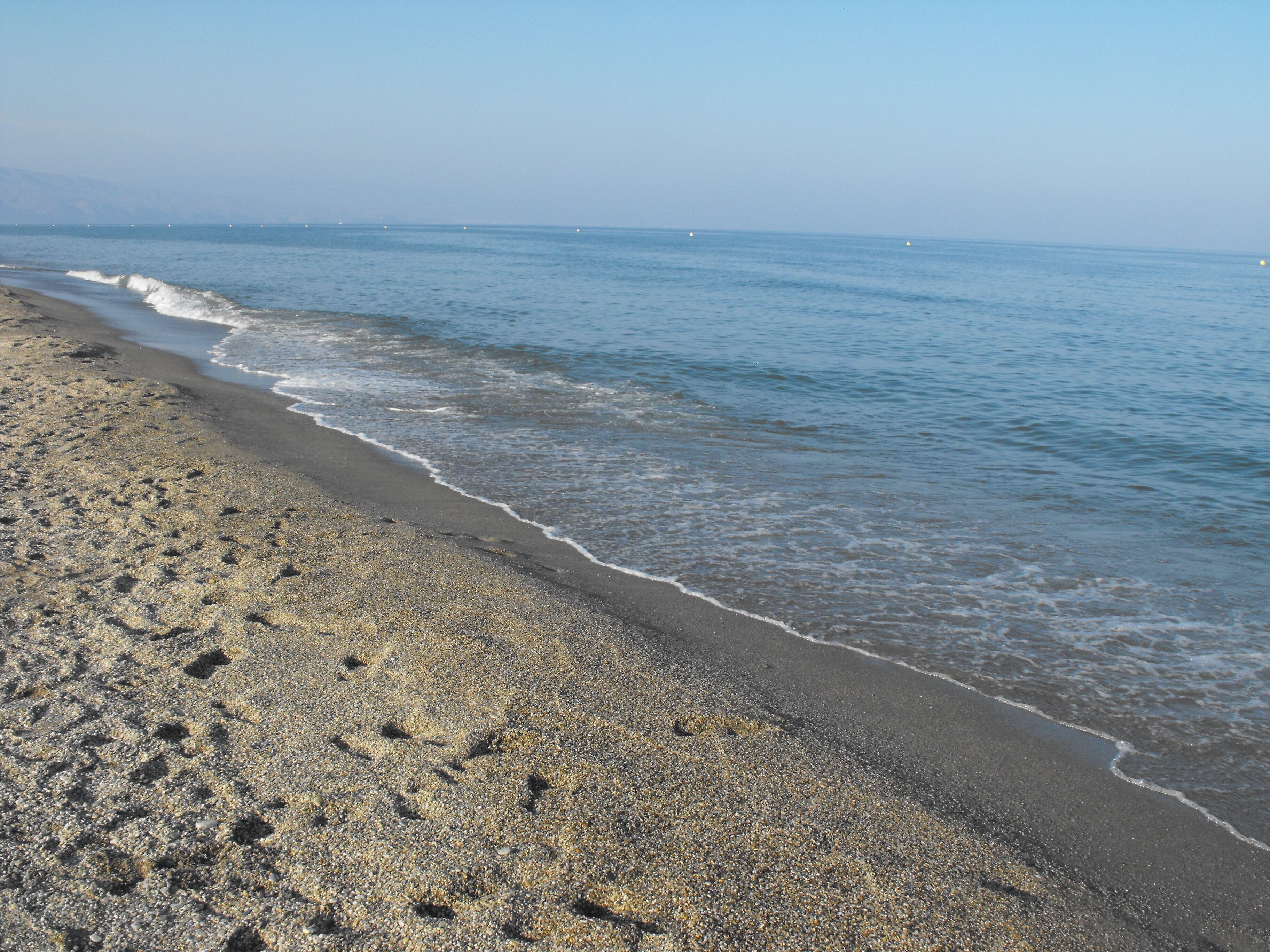 Pantai pribadi di sekitar