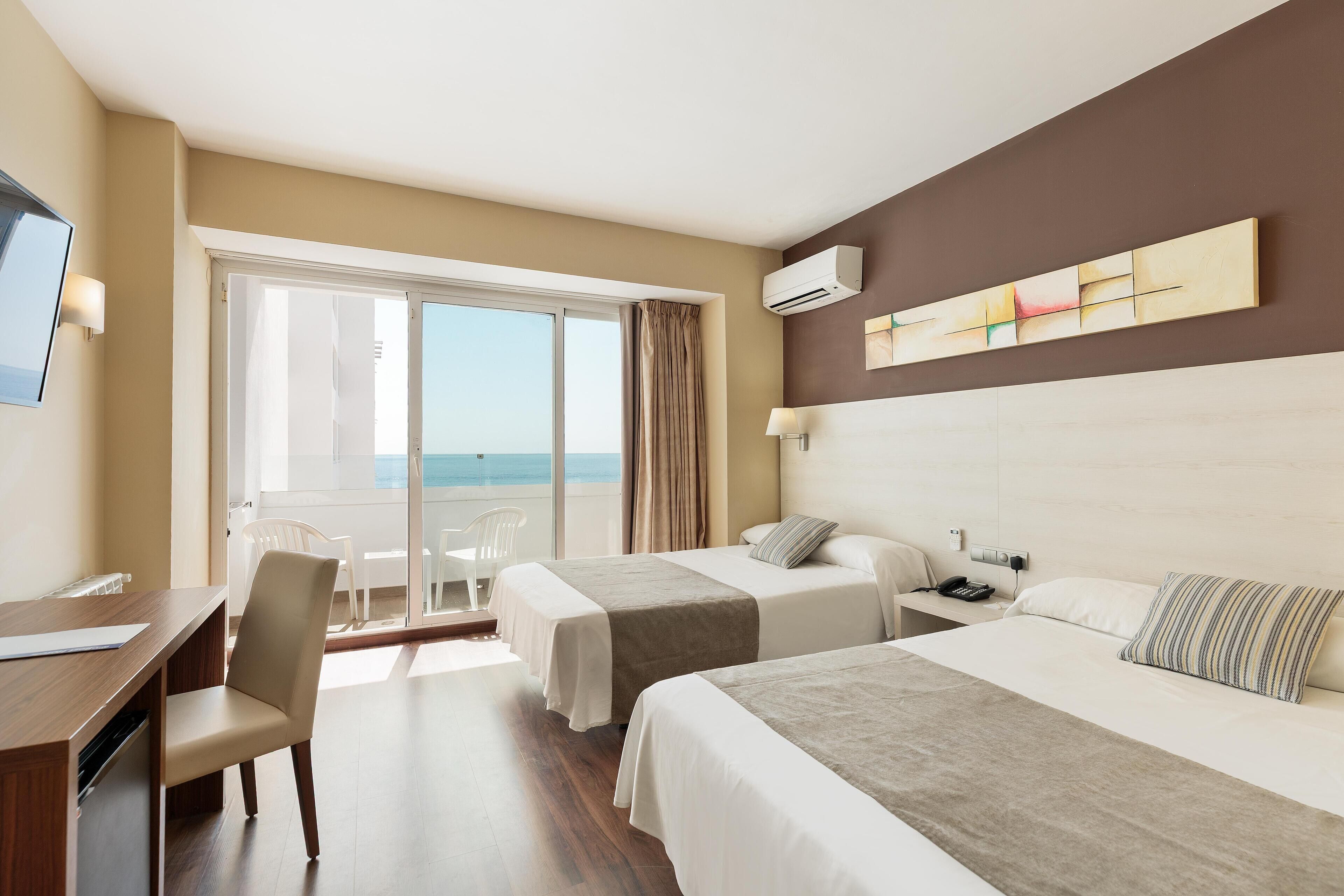 Minibar, caixa forta a l'habitació, escriptori i wifi gratuïta 