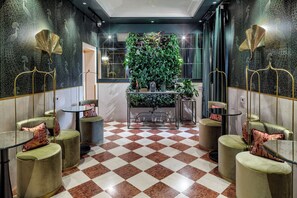 Khu tiếp khách ở sảnh