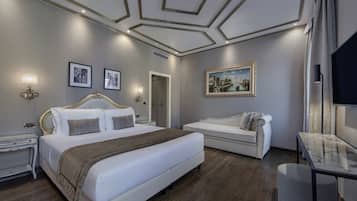 Classic Room, 1 Queen Bed, Non Smoking (with Single Sofabed)