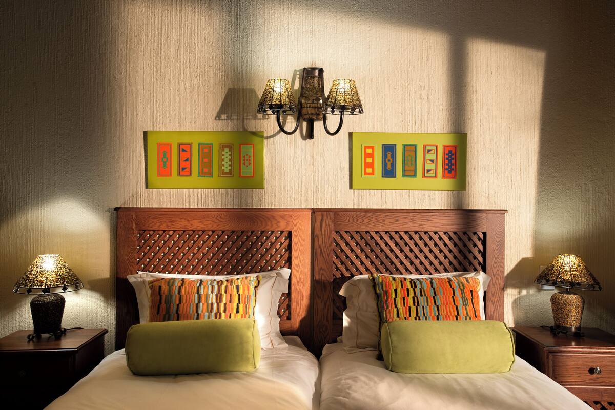 1 chambre, coffres-forts dans les chambres, bureau