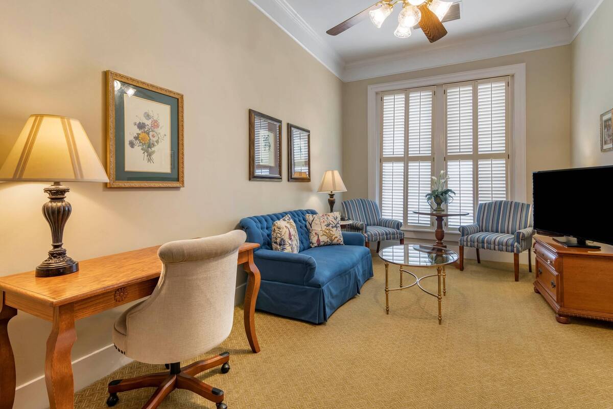 suite, 1 king bed, non smoking | premium bedding, down duvets, pillow-top beds, individually decorated