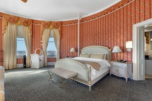 Svit - 1 kingsize-säng - icke-rökare - torn | Sängtillbehör av högsta kvalitet, duntäcken och bäddmadrasser