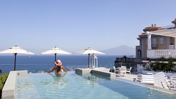Piscina infinita