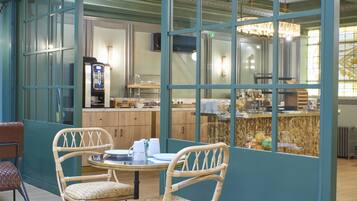 Daily buffet breakfast (EUR 18 per person)