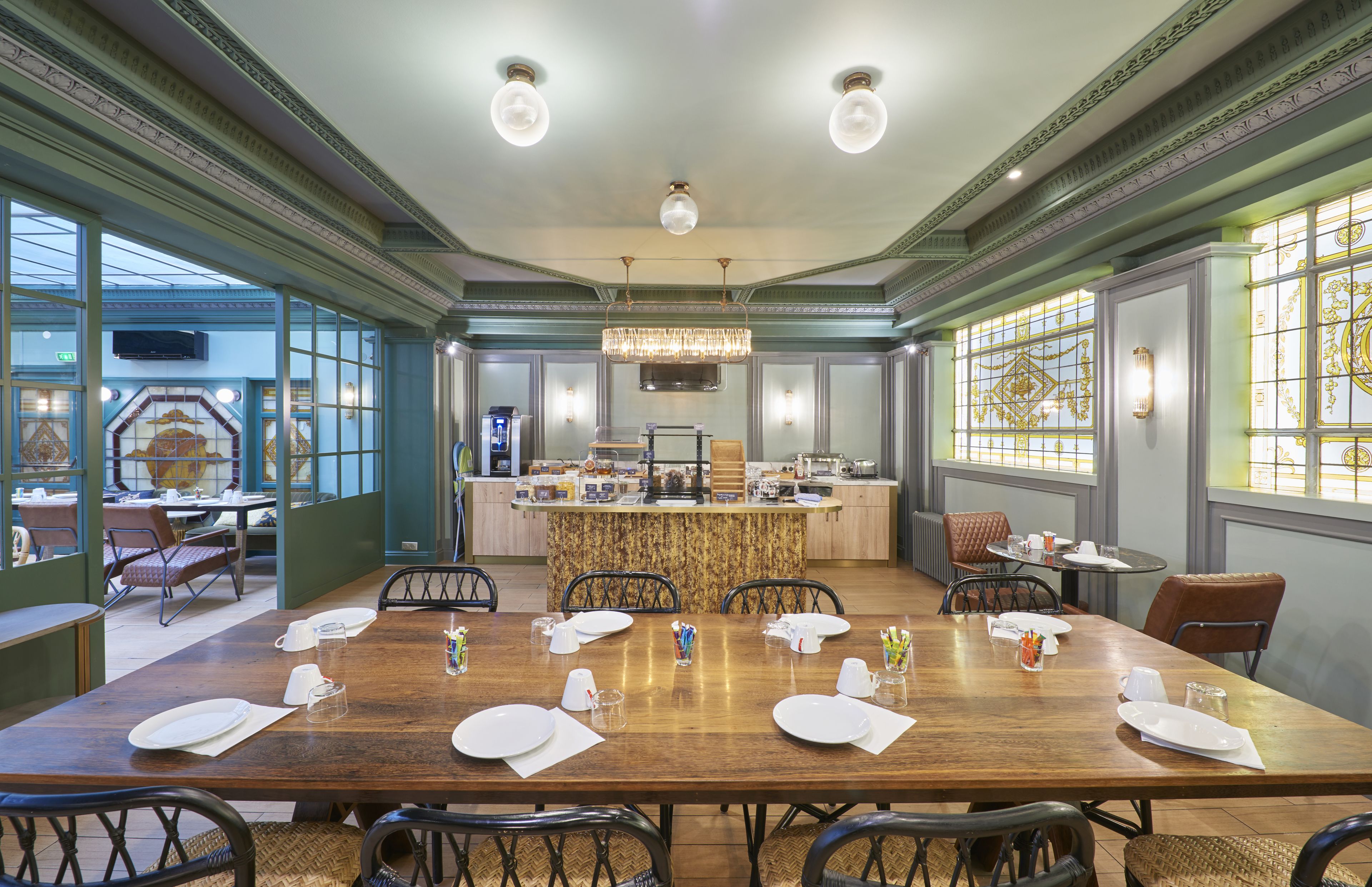 daily buffet breakfast (eur 18 per person)