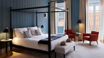 Deluxe Double Room (Premium) | Premium bedding, minibar, in-room safe, desk