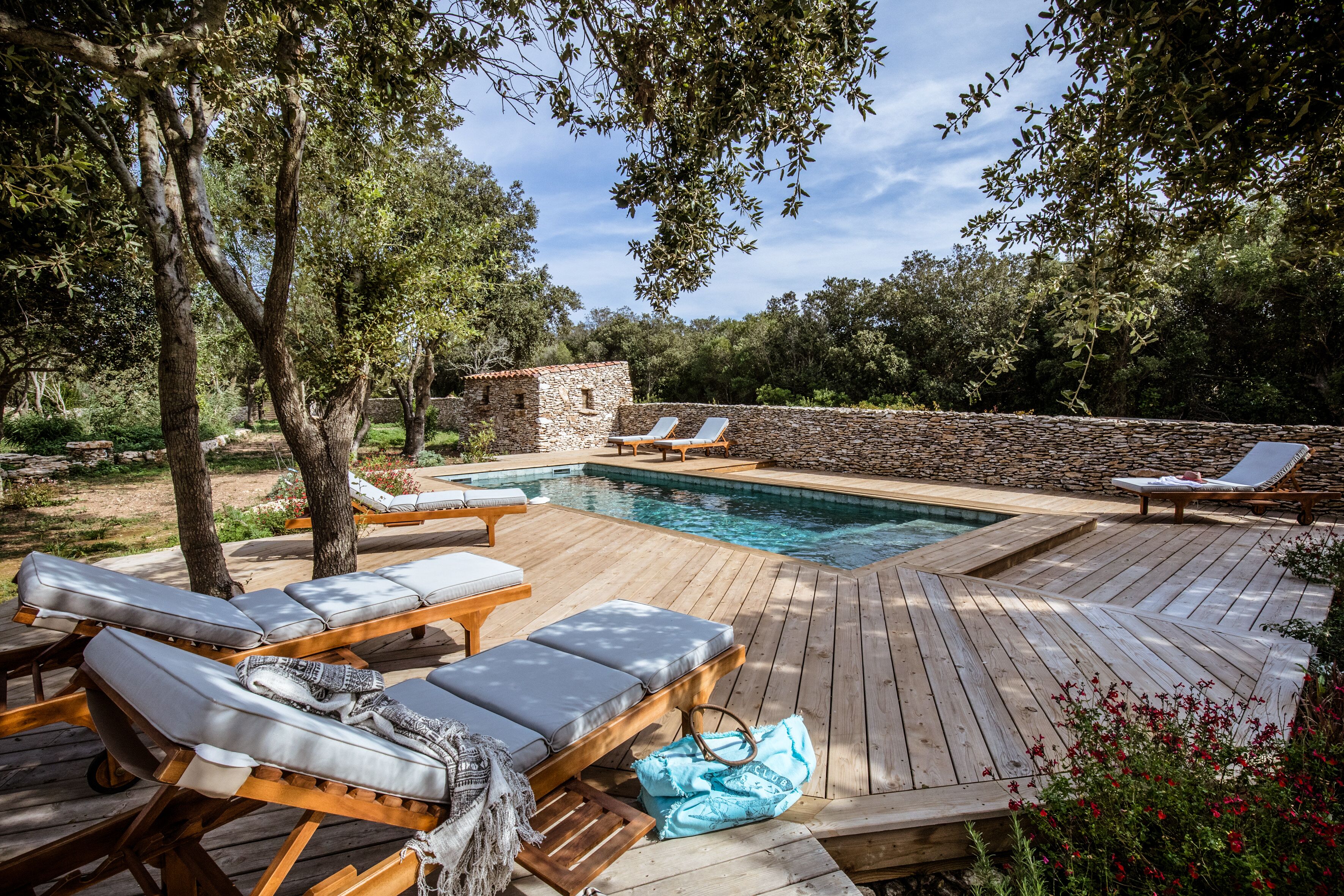 luxury villa (4 persons - 5 minutes away from hotel) | terrace/patio