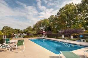 Seasonal outdoor pool