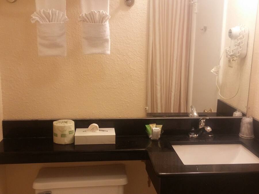 Fasilitas kamar mandi
