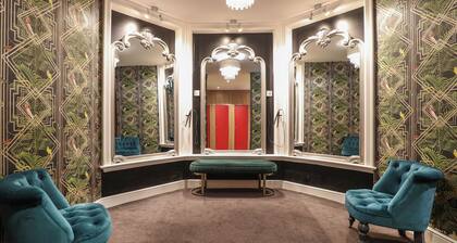Royal Exeter Hotel
