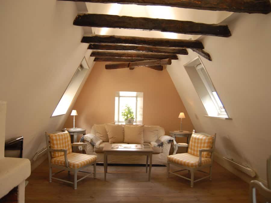 Suite | Wohnbereich | Flachbildfernseher