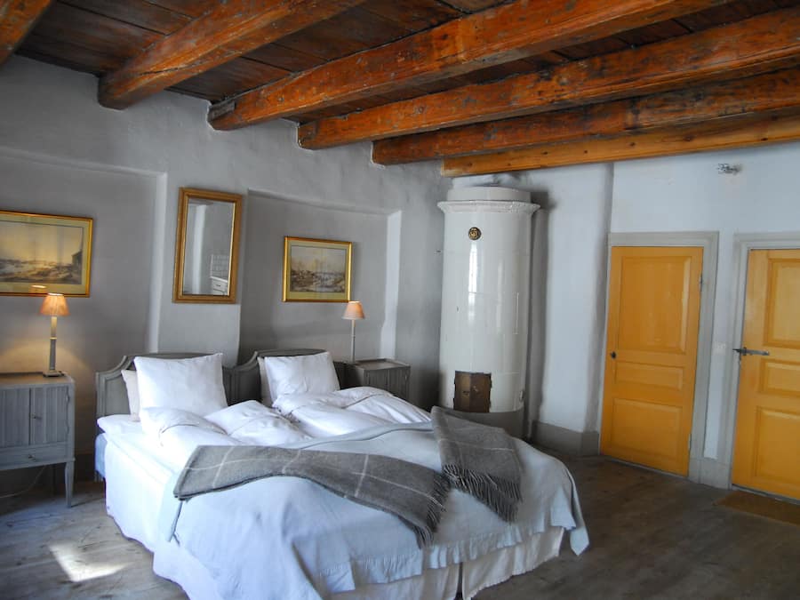 Dobbelt- eller tomannsrom – superior | Minibar, safe på rommet, skrivebord og blendingsgardiner