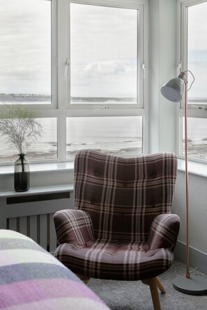 Superior Double Room | In-room safe, desk, blackout curtains, iron/ironing board - Armada Hotel (Miltown Malbay)