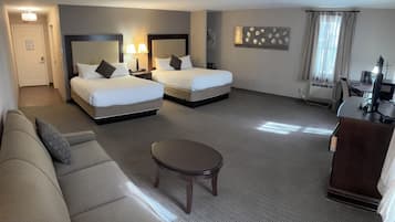 Single Room, Multiple Beds, Roll-in Shower | Iron/ironing board, free WiFi, bed sheets