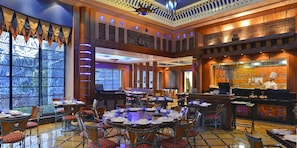 5 restaurants, breakfast, lunch, dinner served; Indian cuisine